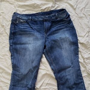 Maurices jeans